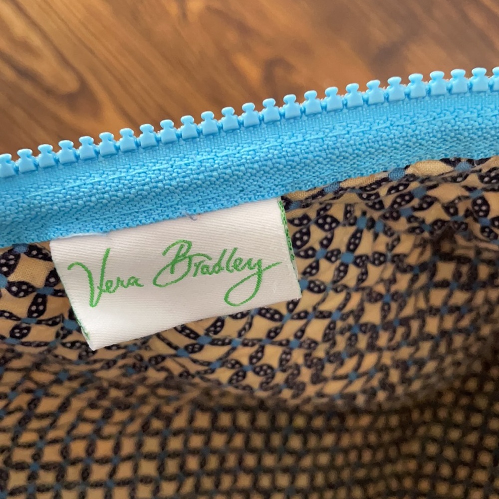 Vera Bradley small duffel bag - Picture 6 of 6
